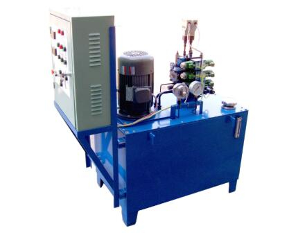 <a href=http://www.yayaman.com/news_article?news_id=86>天津液壓設(shè)備</a>